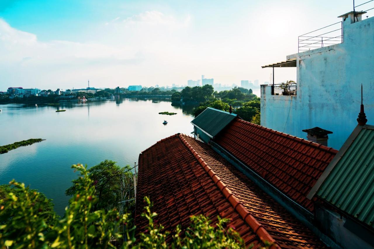 Nhà Dân The Autumn Khách sạn Hà Nội